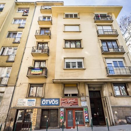 Bpr Shiny Deluxe Home Budapest Exterior photo
