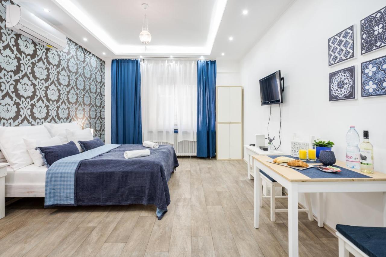 Bpr Shiny Deluxe Home Budapest Exterior photo