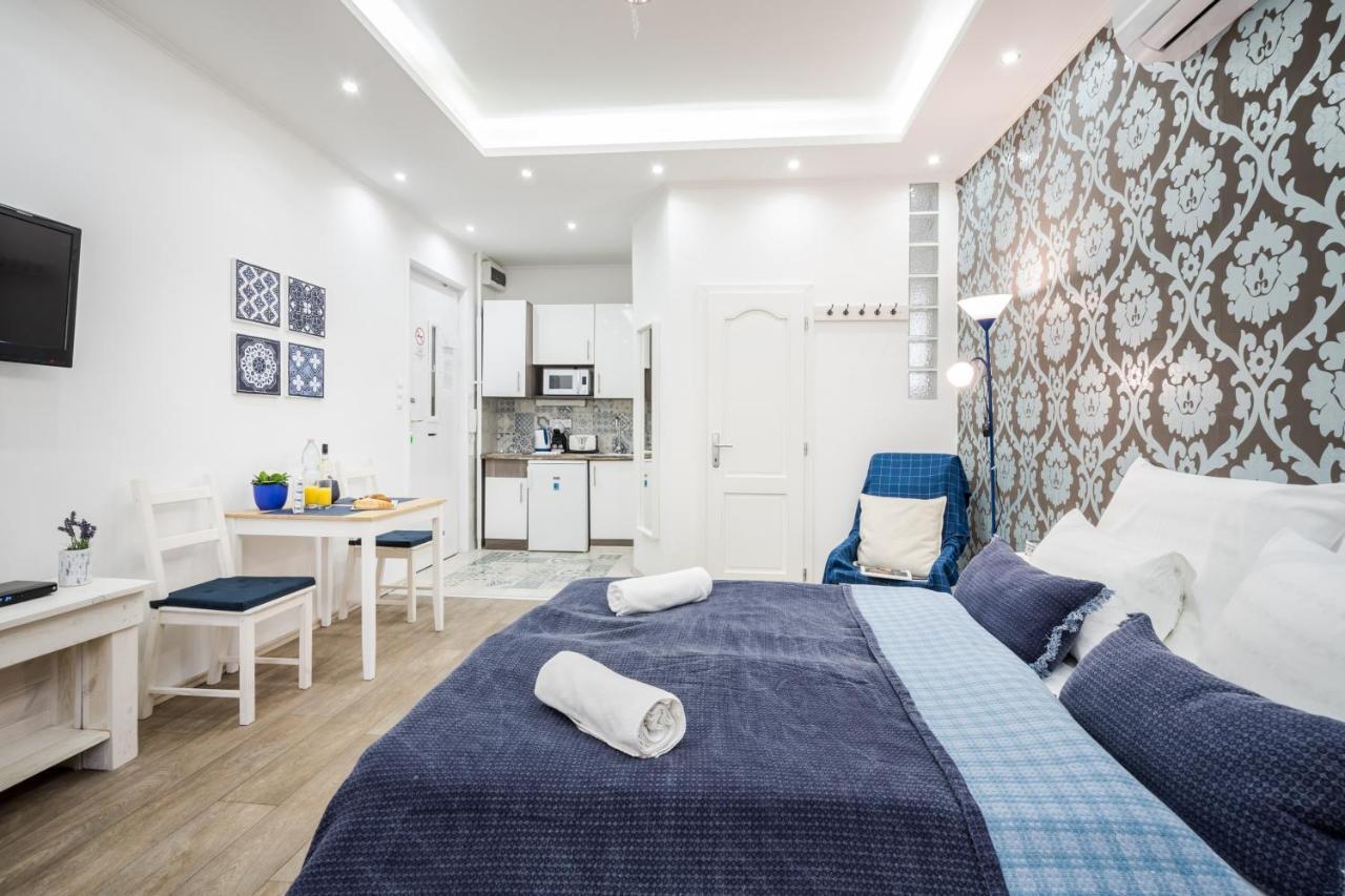 Bpr Shiny Deluxe Home Budapest Exterior photo